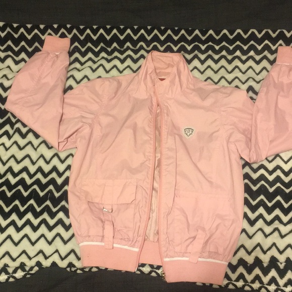 A spring jacket - Picture 1 of 3